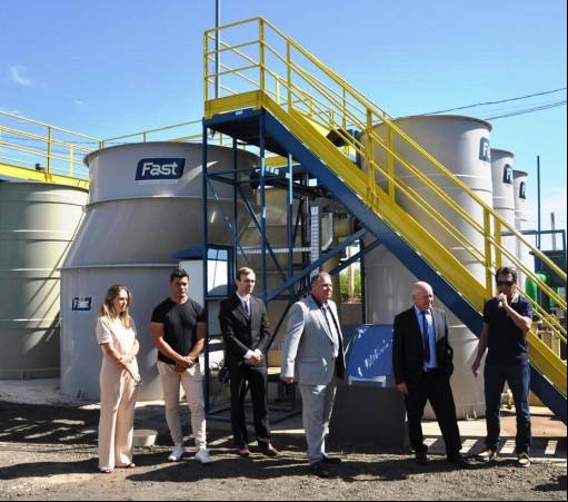 SANTA CRUZ DA CONCEIÇÃO CELEBROU 72 ANOS COM ENTREGA DE OBRAS IMPORTANTES E COMPROMISSO COM O DESENVOLVIMENTO}