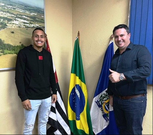 ATLETA LITHIERRY SILVA É ORGULHO DE LEME}