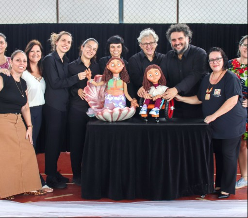 PEÇA TEATRAL INTITULADA “SEREI SEREIA?” QUE ABORDA A INCLUSÃO, SENSIBILIDADE E IBILIDADE É APRESENTADA EM LEME}