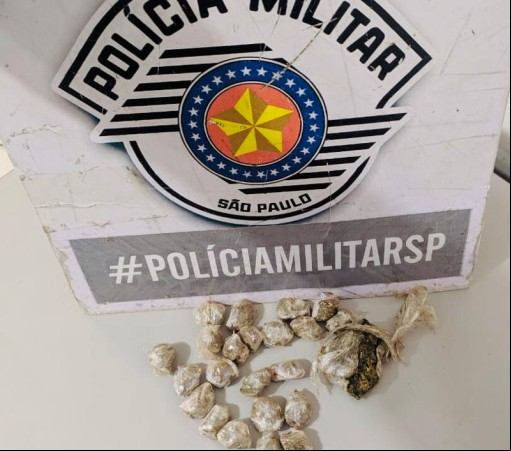 ATO INFRACIONAL DE TRÁFICO DE ENTORPECENTES}
